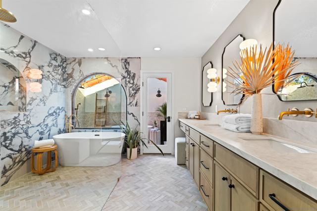 Image 33 of 72 For 1170 Rancho Encinitas Dr