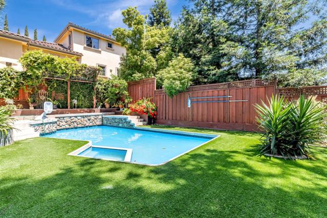 3119 Oak Knoll Drive, Redwood City CA: https://media.crmls.org/mediaz/79330189-16dc-4019-8386-257bdafe81e7.jpg