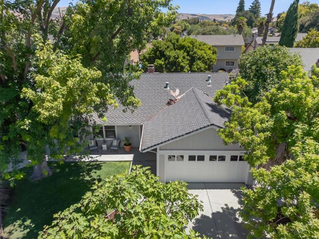 6340 Sponson Court, San Jose CA: https://media.crmls.org/mediaz/79348457-a190-42d0-a297-f2eb18cd7f3b.jpg