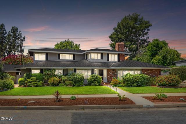 1915 Canyon Close Road, Pasadena CA: https://media.crmls.org/mediaz/79351563-dfeb-4e34-b76e-cbd7128db054.jpg