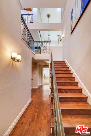 814 ESPLANADE, Redondo Beach, California 90277, 3 Bedrooms Bedrooms, ,3 BathroomsBathrooms,Residential,Sold,ESPLANADE,17205676