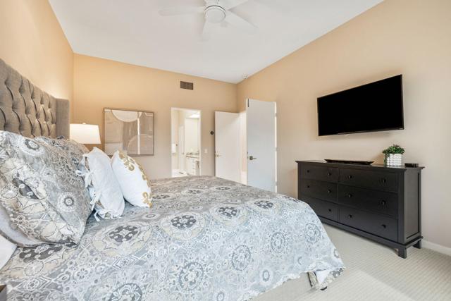 526 Desert Holly Drive, Palm Desert, CA 92211