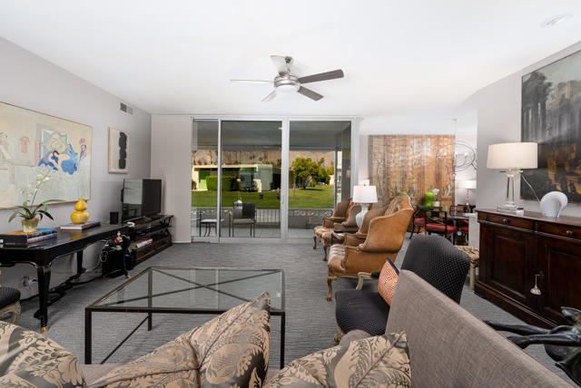 74 Lakeview Drive, Palm Springs CA: https://media.crmls.org/mediaz/7936768f-048d-4703-9472-25b7598af1a3.jpg