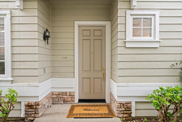 145 Fremont Avenue, Los Altos CA: https://media.crmls.org/mediaz/79369e4d-0b14-4684-b954-b1c0ca8108d8.jpg