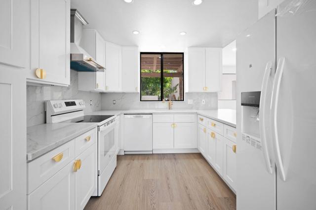 10403 Sunningdale Drive, Rancho Mirage CA: https://media.crmls.org/mediaz/79369fd2-fdc1-4c58-81e5-7722d832eaac.jpg