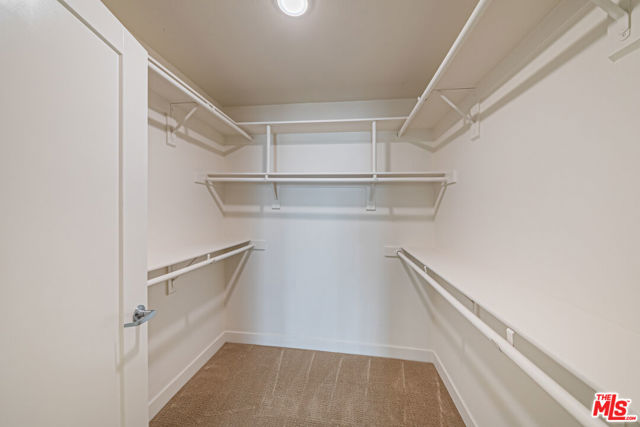 436 S Virgil Avenue, Los Angeles CA: https://media.crmls.org/mediaz/7936a133-085d-48b3-bce1-cea068a47cd3.jpg