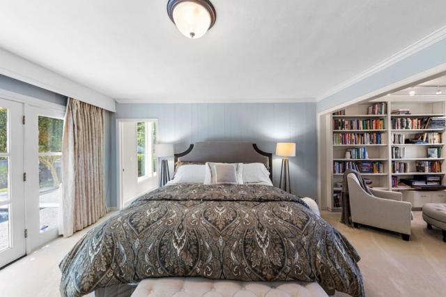 401 Hillsborough Boulevard, Hillsborough CA: https://media.crmls.org/mediaz/7936a8e6-a2dc-4781-a4db-83283677c37e.jpg