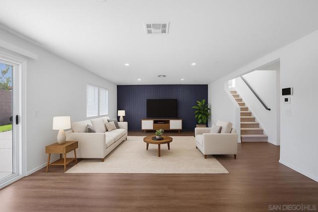 1428 Wild Prairie Way, Hemet CA: https://media.crmls.org/mediaz/79375c36-4458-484e-be33-f033546f8416.jpg