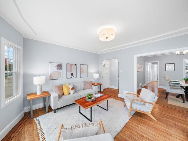 454 Ellington Avenue, San Francisco CA: https://media.crmls.org/mediaz/79381b70-7ea6-47cb-94f8-55efa823f0dc.jpg
