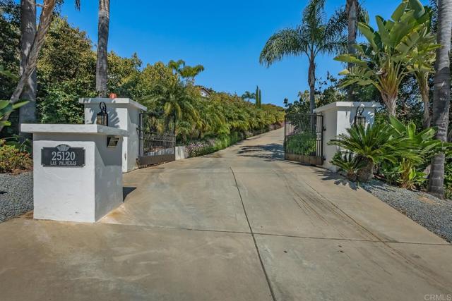Image 42 of 63 For 25120 Las Palmeras