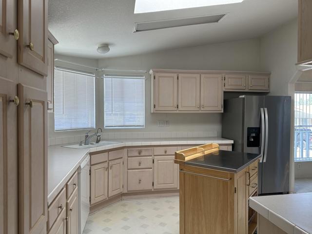 Detail Gallery Image 9 of 26 For 525 W El Norte  Pkwy #127,  Escondido,  CA 92026 - 2 Beds | 2 Baths
