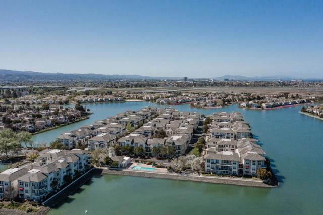 701 Baltic Circle,  CA: https://media.crmls.org/mediaz/79392da9-b0e6-4108-b43e-dc2f65283a16.jpg