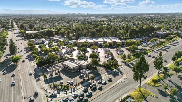 3284 Denton Way, San Jose CA: https://media.crmls.org/mediaz/79393200-8a27-4729-b710-8e43c6c892f5.jpg
