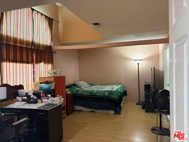 14411 Nordhoff Street, Panorama City CA: https://media.crmls.org/mediaz/7939b873-5f04-426f-ba3e-4ec89be53358.jpg