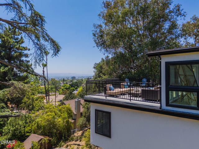 709 Wilson Court, Burbank CA: https://media.crmls.org/mediaz/7939ef6e-b9ba-47b7-b39f-7105d3609e8b.jpg