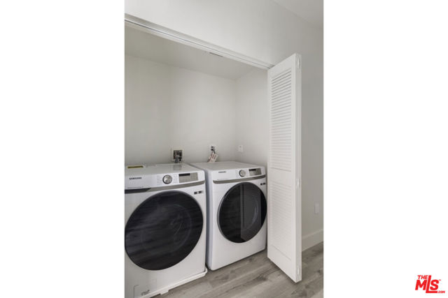 3210 1/2 Verdugo Road, Los Angeles CA: https://media.crmls.org/mediaz/793a0e30-9c07-4e4e-9200-698ddcbd1971.jpg