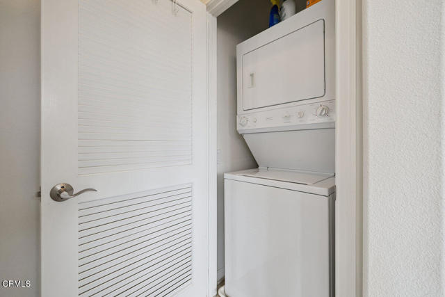 1740 TANAGER Street, Ventura CA: https://media.crmls.org/mediaz/793aca0d-d5e5-4ec5-9aaf-90eddca5b9b3.jpg