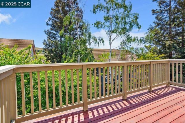 3062 Windmill Canyon Dr, Clayton CA: https://media.crmls.org/mediaz/793cae32-f89a-4565-ac52-ed0c1accd39b.jpg