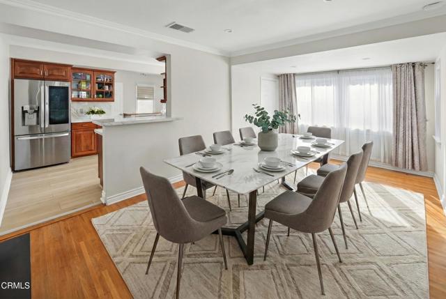 Detail Gallery Image 10 of 53 For 728 Cordova Ave, Glendale,  CA 91206 - 3 Beds | 3 Baths