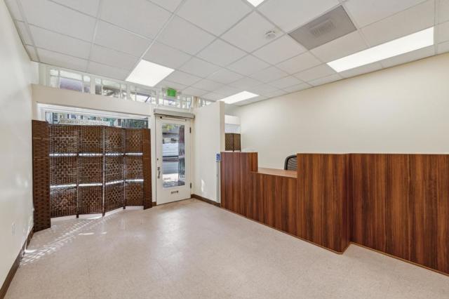 3234 Clement Street, San Francisco CA: https://media.crmls.org/mediaz/793d13ab-50cc-4977-8856-48a014c3044c.jpg