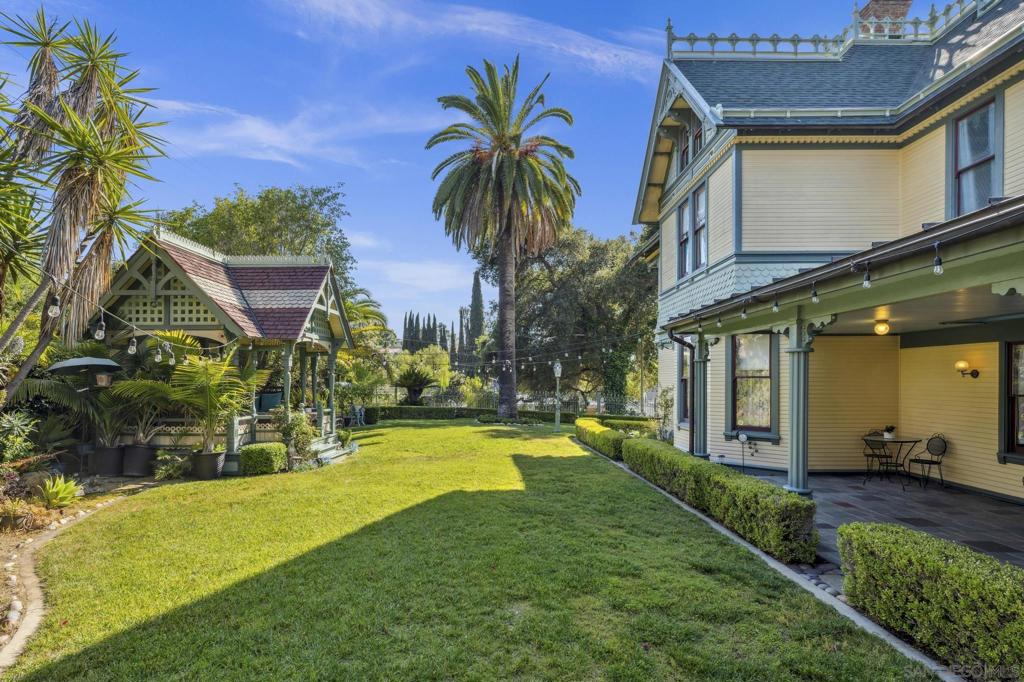 700 Juniper - photo 19