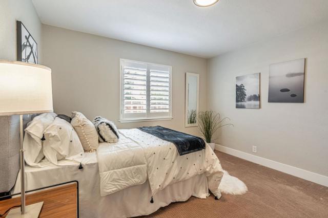 2284 Dumbarton Avenue, East Palo Alto CA: https://media.crmls.org/mediaz/793e6c05-75ae-405e-ac4b-c01bc318419c.jpg