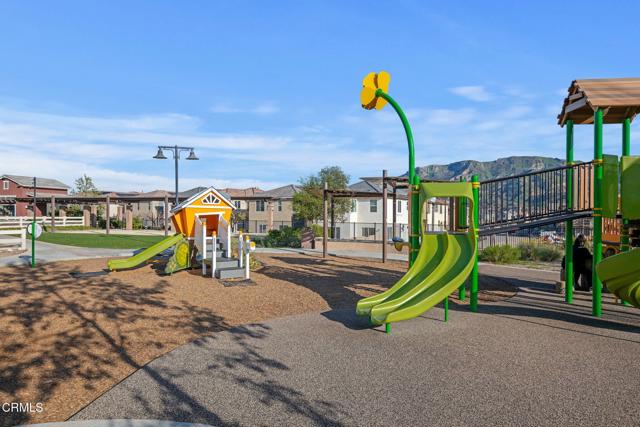 1926 S Pump House Lane, Santa Paula CA: https://media.crmls.org/mediaz/793e8bd9-ea15-4cf3-ab94-5ce988faf269.jpg