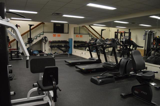 5845 Friars Road, San Diego CA: https://media.crmls.org/mediaz/793f0ca2-8418-45ec-9dc0-d72bae27b879.jpg