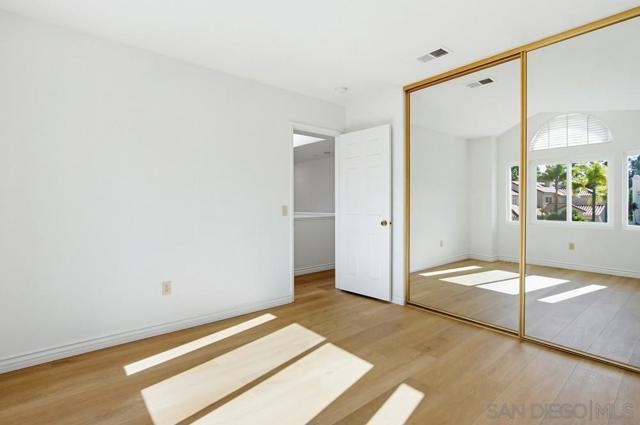 Image 39 of 53 For 12316 Avenida Consentido