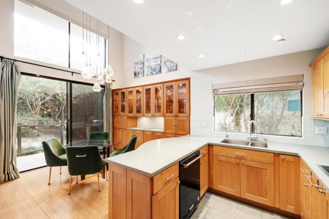 420 Esplanade, Redondo Beach, California 90277, 2 Bedrooms Bedrooms, ,2 BathroomsBathrooms,Residential,For Sale,Esplanade,ML82036336