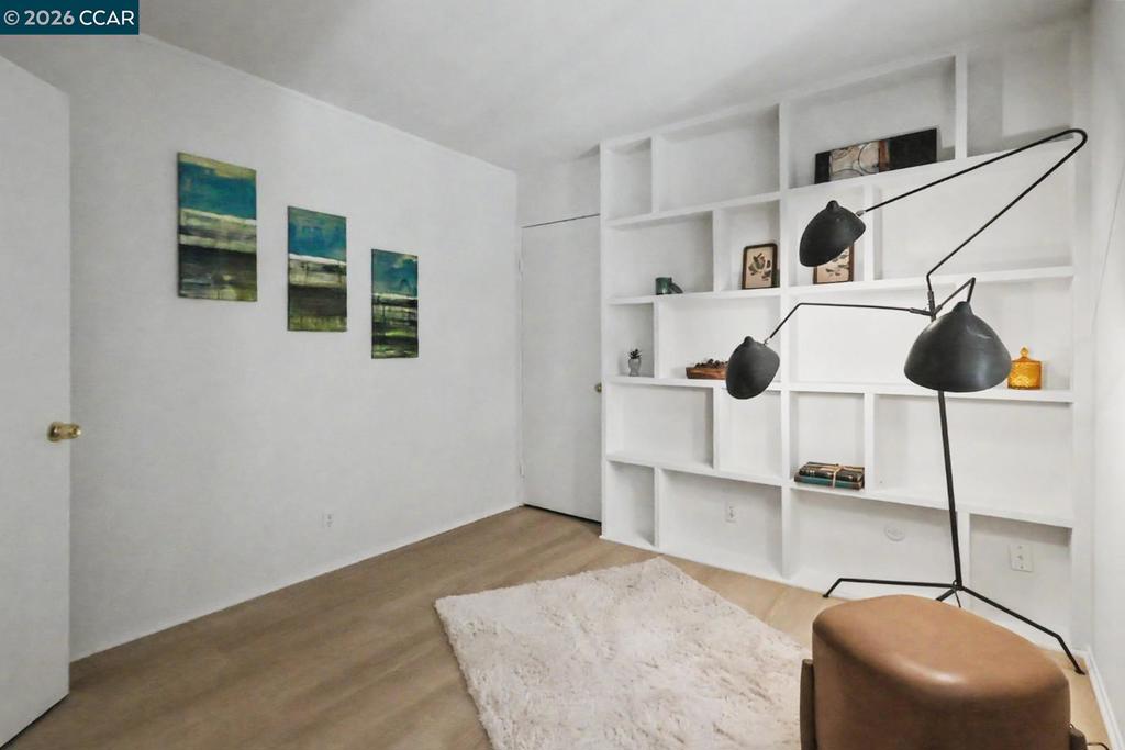 https://media.crmls.org/mediaz/79418546-bd36-496d-a4d1-c9d9eca1c56a.jpg?preset=X-Large