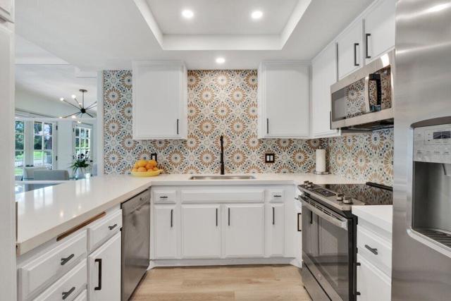 Image 2 of 43 For 72732 Tony Trabert Lane