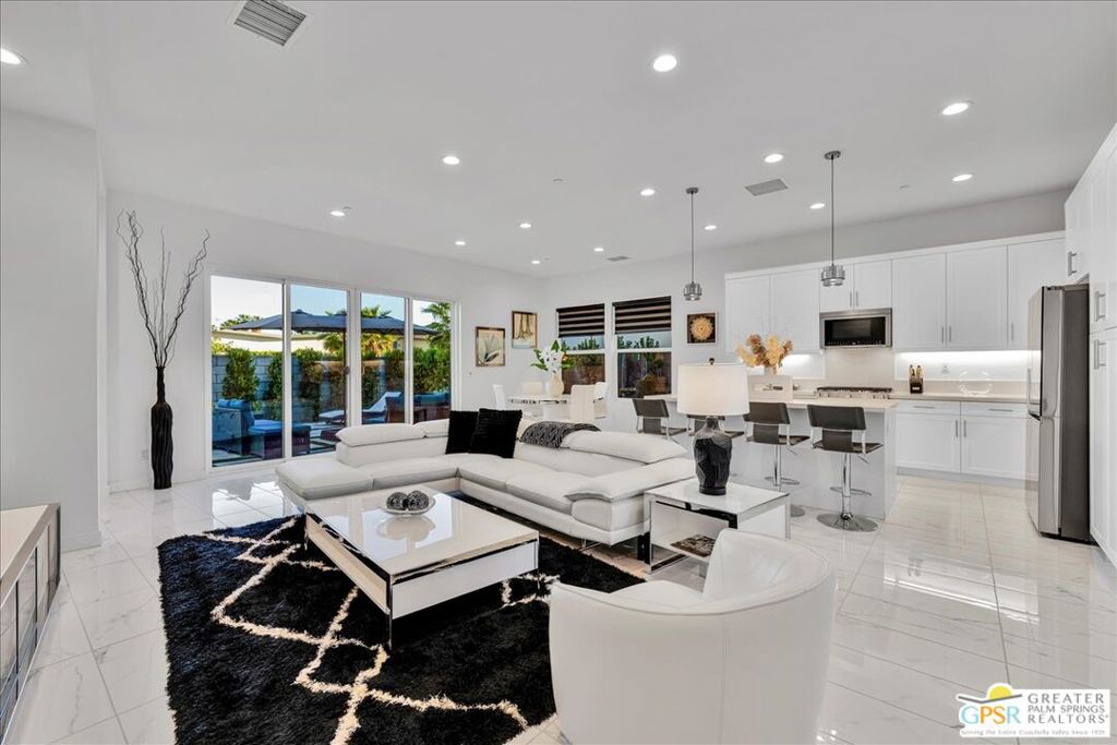 MLS #25612399PS image #3