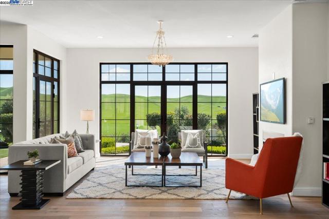 5388 Doolan Rd, Livermore CA: https://media.crmls.org/mediaz/7942987c-825b-4d94-a1a8-6d2b4c0a6d89.jpg