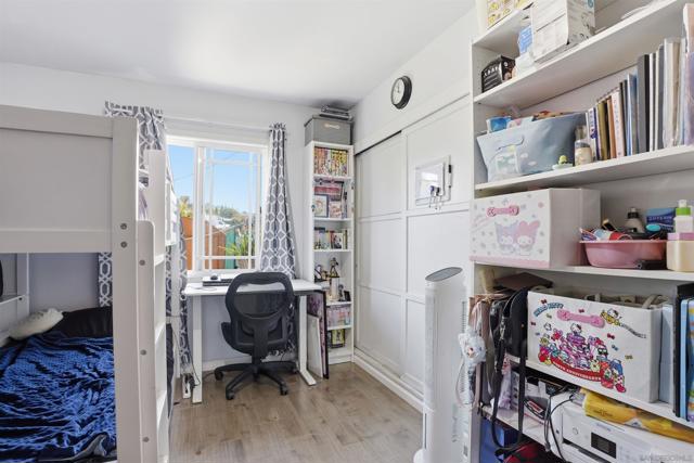 Image 9 of 31 For 1451 Harbison