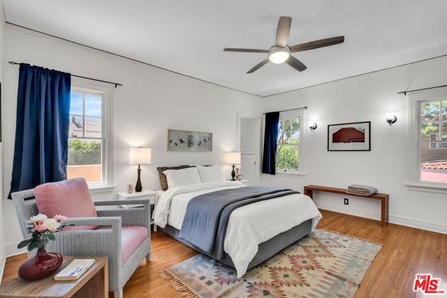 1709 Buckingham Road, Los Angeles CA: https://media.crmls.org/mediaz/79439907-bf82-4a8f-bc44-b22c85f2c145.jpg