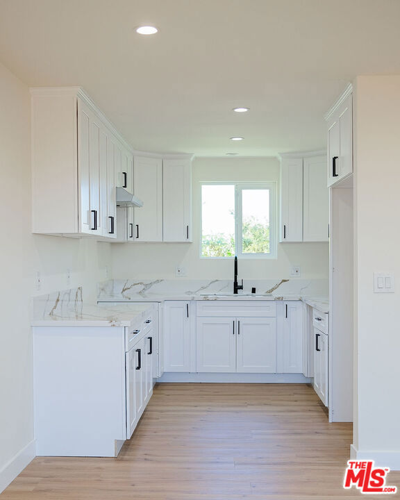 6006 2nd Avenue, Los Angeles CA: https://media.crmls.org/mediaz/7943a828-73bb-4b87-a559-cfb00e681856.jpg