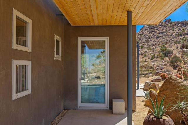 8744 Star Lane, Joshua Tree CA: https://media.crmls.org/mediaz/79448aa7-209b-4945-a620-17690a247459.jpg
