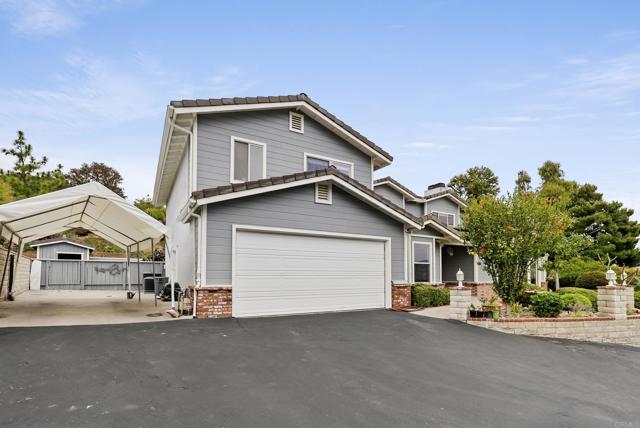11984 Paseo Fuerte, El Cajon CA: https://media.crmls.org/mediaz/79458c34-42d5-4479-899b-47a2c552de1e.jpg