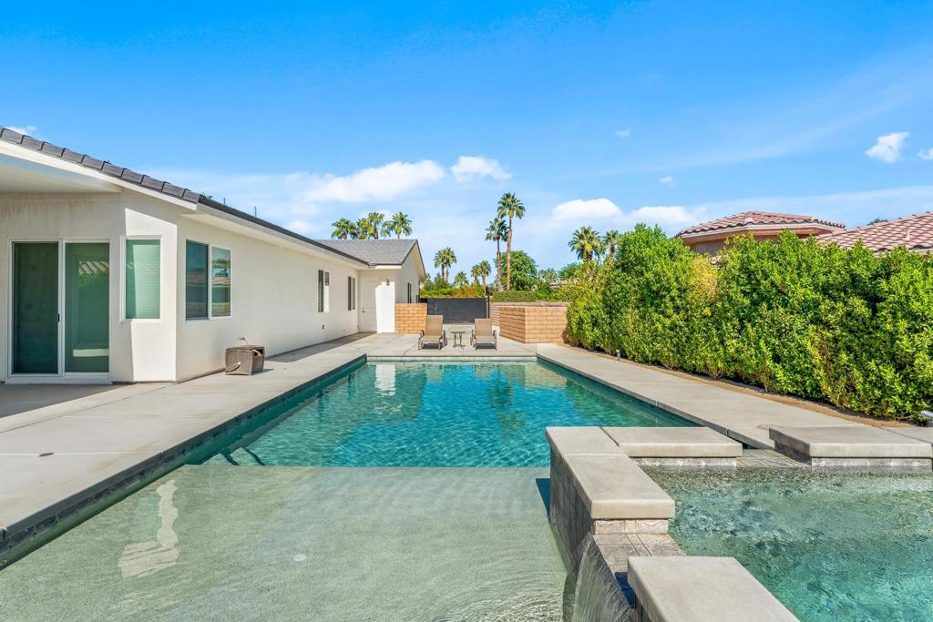 MLS #219138085DA image #15