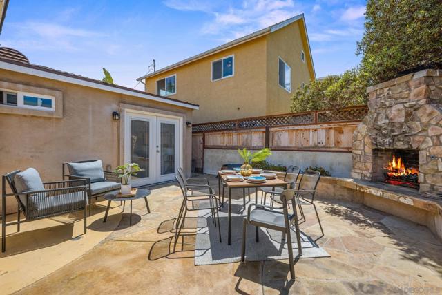 1568 Pacific Beach Dr, San Diego CA: https://media.crmls.org/mediaz/7945f793-c592-46c5-98a2-f6e9d6edfa1e.jpg