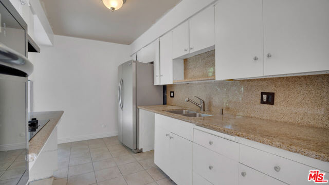 6251 Coldwater Canyon Avenue, 101 photo 8