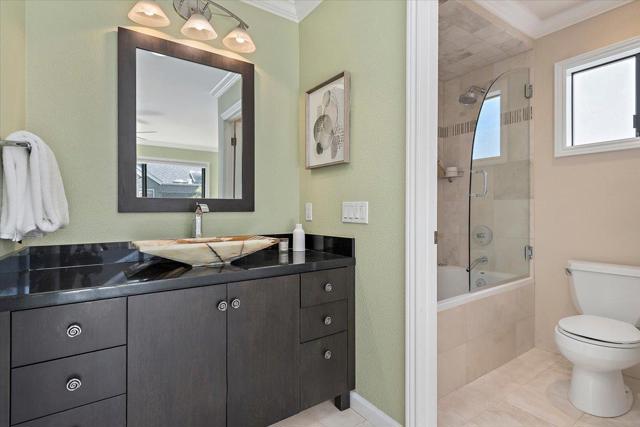 953 Shoreline Drive, San Mateo CA: https://media.crmls.org/mediaz/7946129e-f4d4-4b71-849d-e420fd26739f.jpg