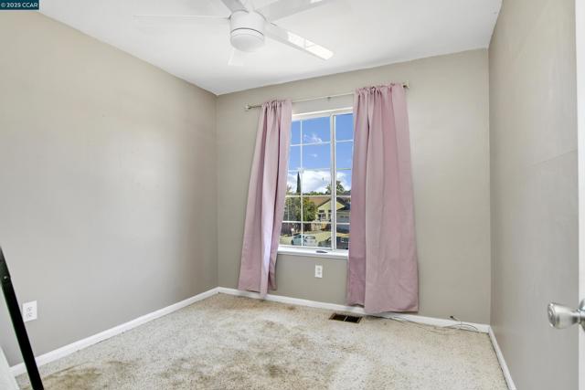 5008 Brookhaven Way, Antioch CA: https://media.crmls.org/mediaz/7946dcf4-fc14-49d6-8259-89acfe51b927.jpg