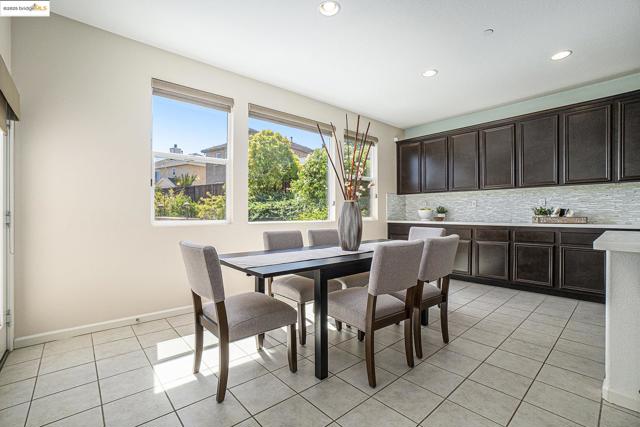 2776 Alves Ranch Rd, Pittsburg CA: https://media.crmls.org/mediaz/7946df45-39d2-4193-8fb7-2d2d7169abd7.jpg