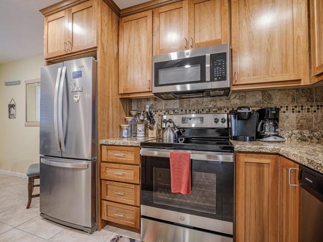 101 Shell Drive, La Selva Beach CA: https://media.crmls.org/mediaz/79471bb6-fe7e-4775-ba41-86a1f374f0ab.jpg