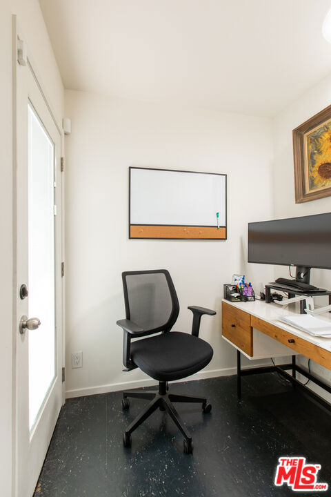 12906 Venice Boulevard, Los Angeles CA: https://media.crmls.org/mediaz/794745ac-8568-4936-991d-bc3db05023a1.jpg