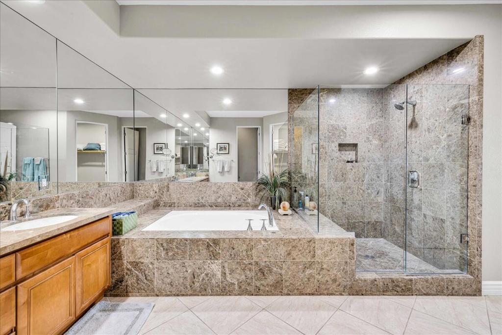 MLS #219137555DA image #19