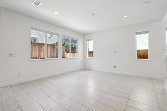 1363 S Shields Avenue, Mountain House CA: https://media.crmls.org/mediaz/7948b06c-33bb-4be9-997c-450e6c9ef68b.jpg