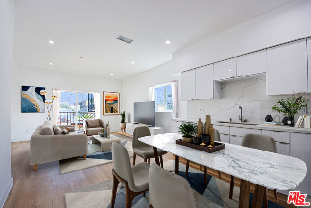 954 N Kingsley Drive, Los Angeles CA: https://media.crmls.org/mediaz/794939c9-9447-472c-b4d1-6206ea22b45c.jpg